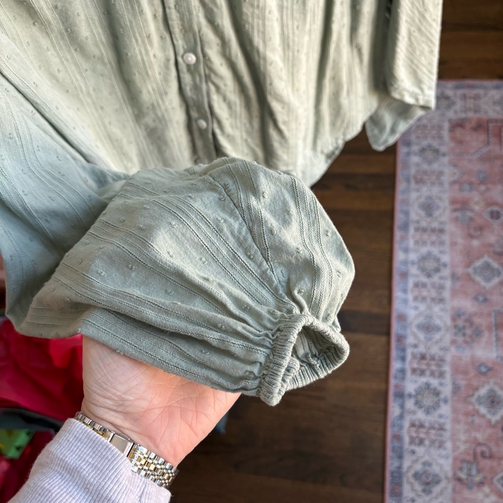 American Eagle Outfitters Sage Button-Up Blouse - Picture 6 of 9
